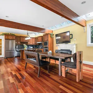 Charming Retreat On Cypress Street, Your Away From , Vancouver Kanada